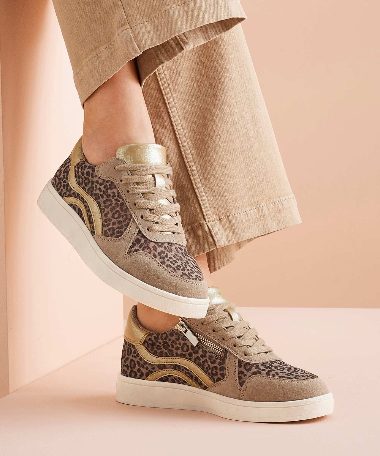 Damart Amortyl water-repellent Zip and Lace Trainers